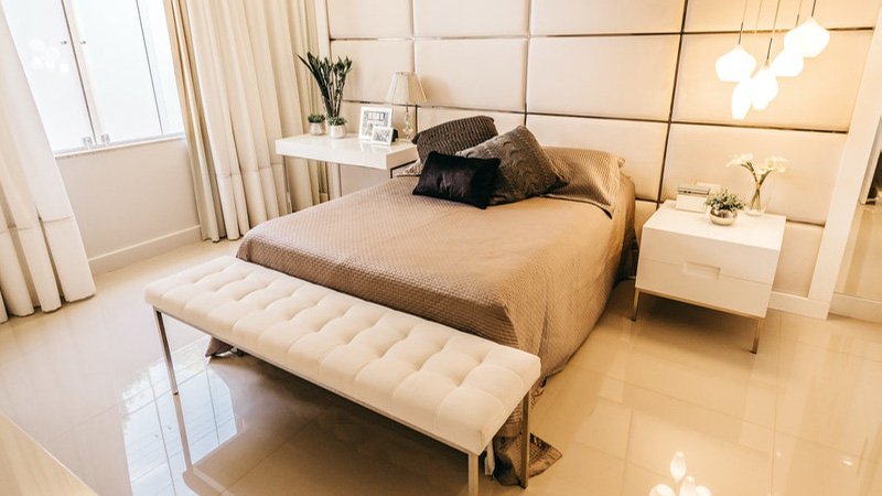 cozy modern bedroom.jpg